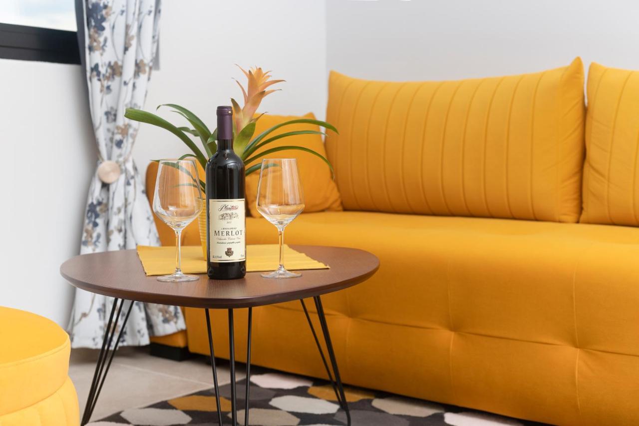Ell Star Apartment Тиват Экстерьер фото