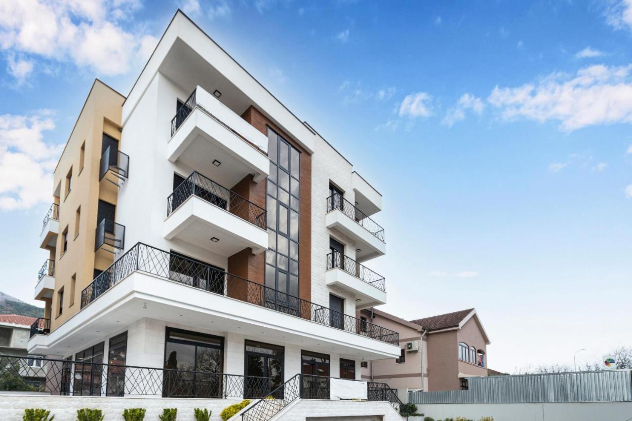 Ell Star Apartment Тиват Экстерьер фото