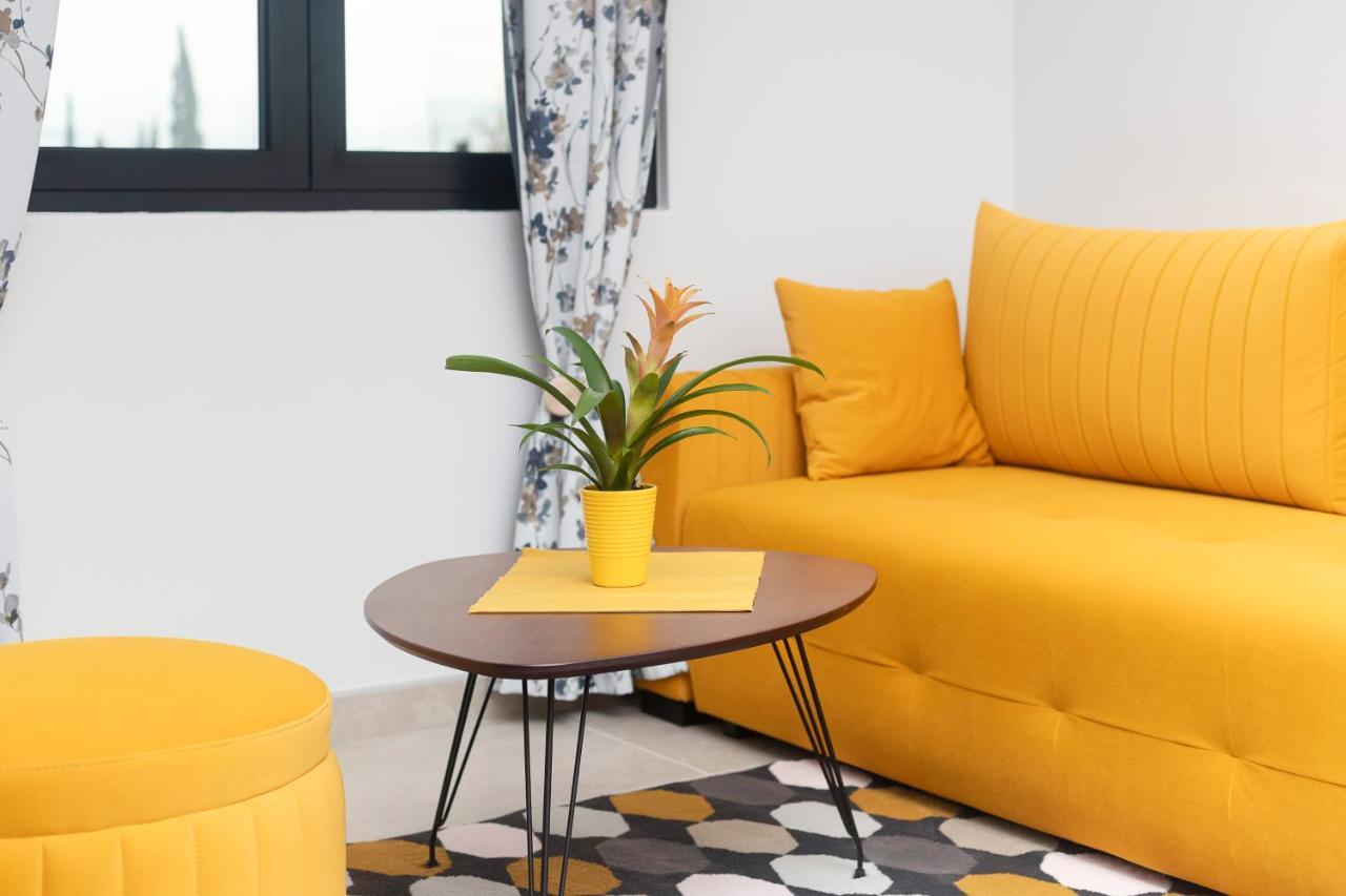 Ell Star Apartment Тиват Экстерьер фото