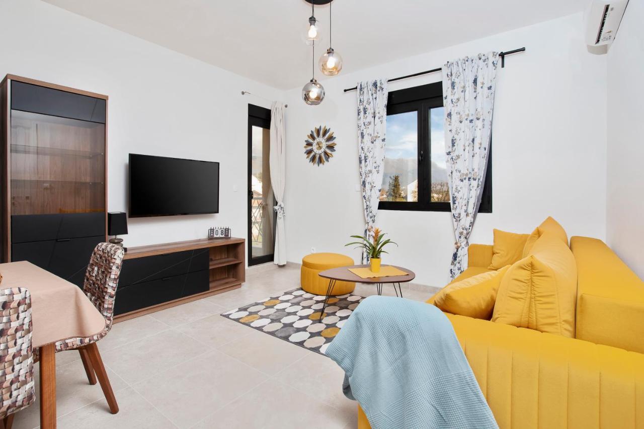 Ell Star Apartment Тиват Экстерьер фото
