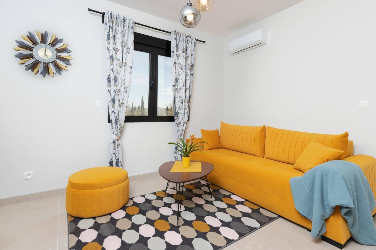 Ell Star Apartment Тиват Экстерьер фото